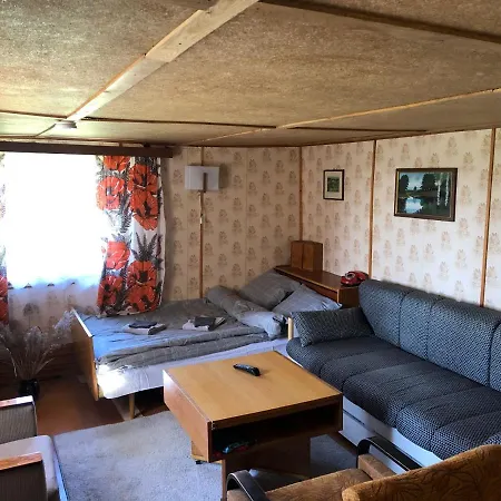 Vedru Puhketalu Campsite Vaike-Rakke