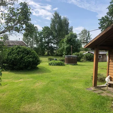 Vedru Puhketalu Campingplatz *